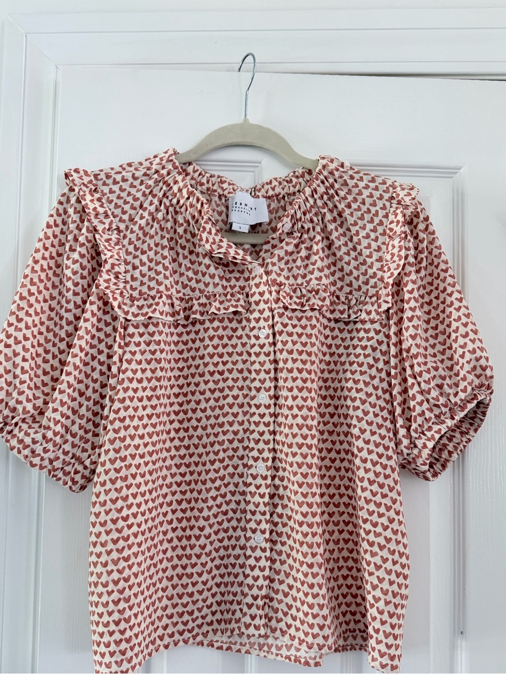 Rochelle Behrens The Shirt Cream & Rust Heart-Print Ruffle Blouse-Large